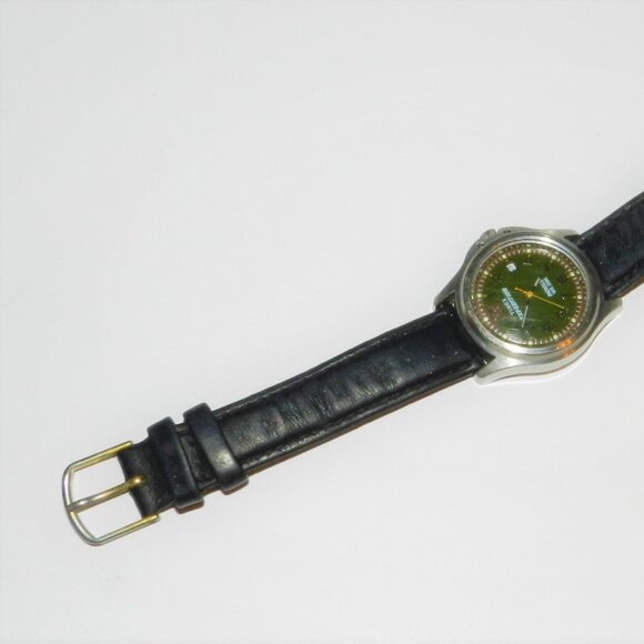 Timex Expedition INDIGLO WR 50M Green Dial Women's w/ Date - Picture 7 of 8